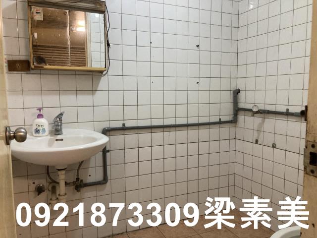 台南東區店面-7
