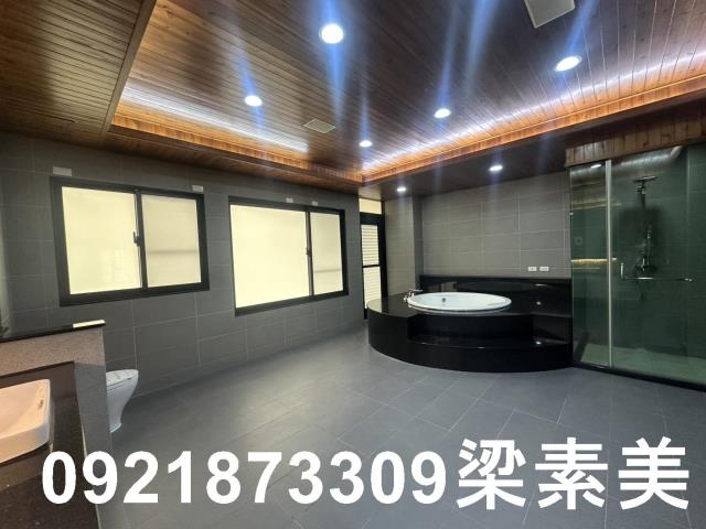 中西區透天-8