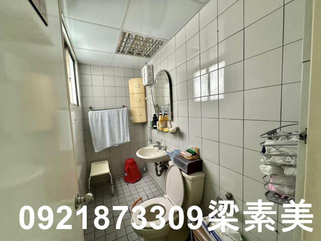 台南東區商辦-12