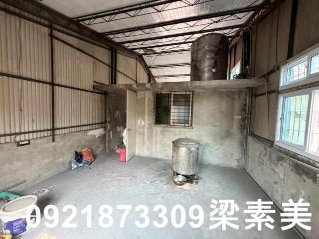 台南東區店面-13